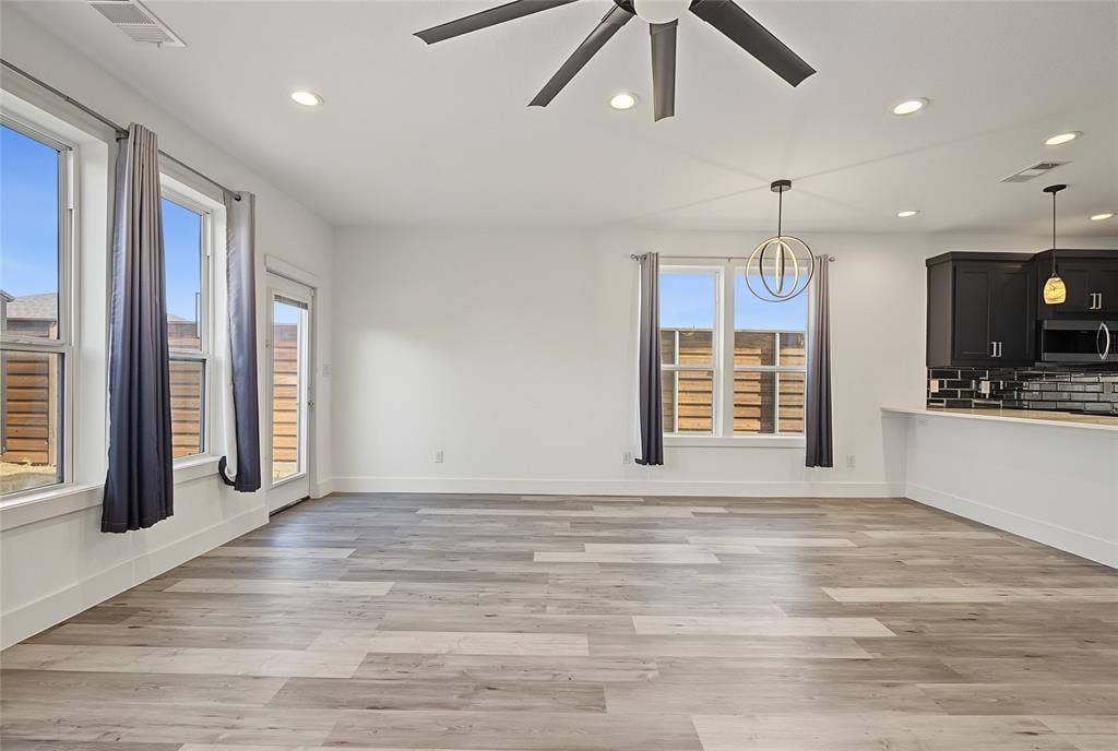 6510 Windward View Drive, Rowlett, TX 75088 6510 Windward View Drive, Rowlett, TX 75088
