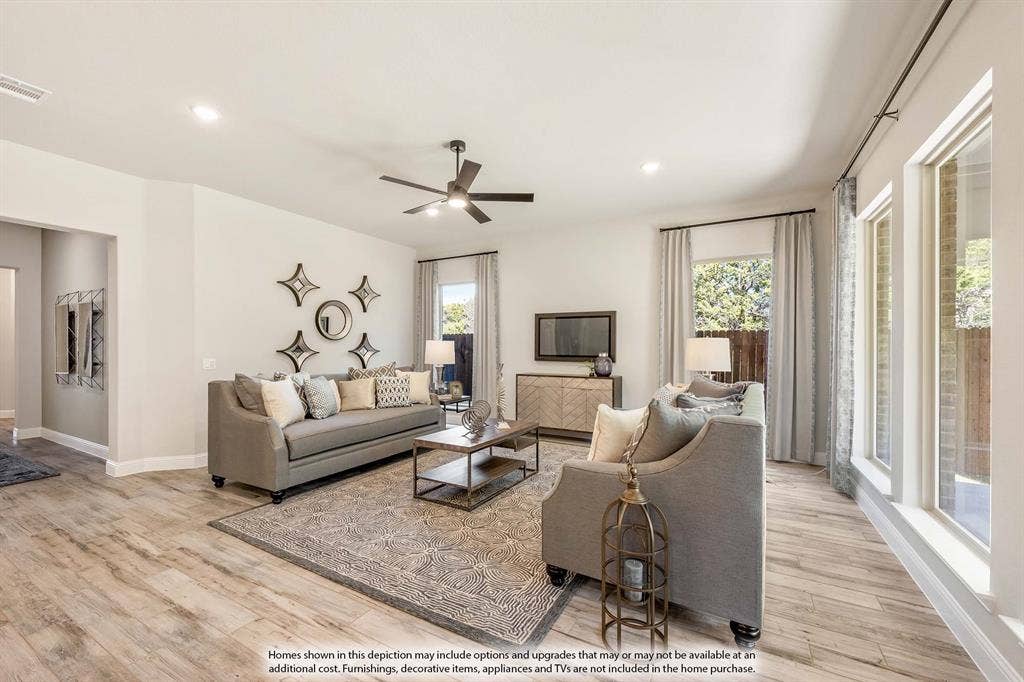 2038 Mammoth Drive, DeSoto, TX 75115 2038 Mammoth Drive, DeSoto, TX 75115