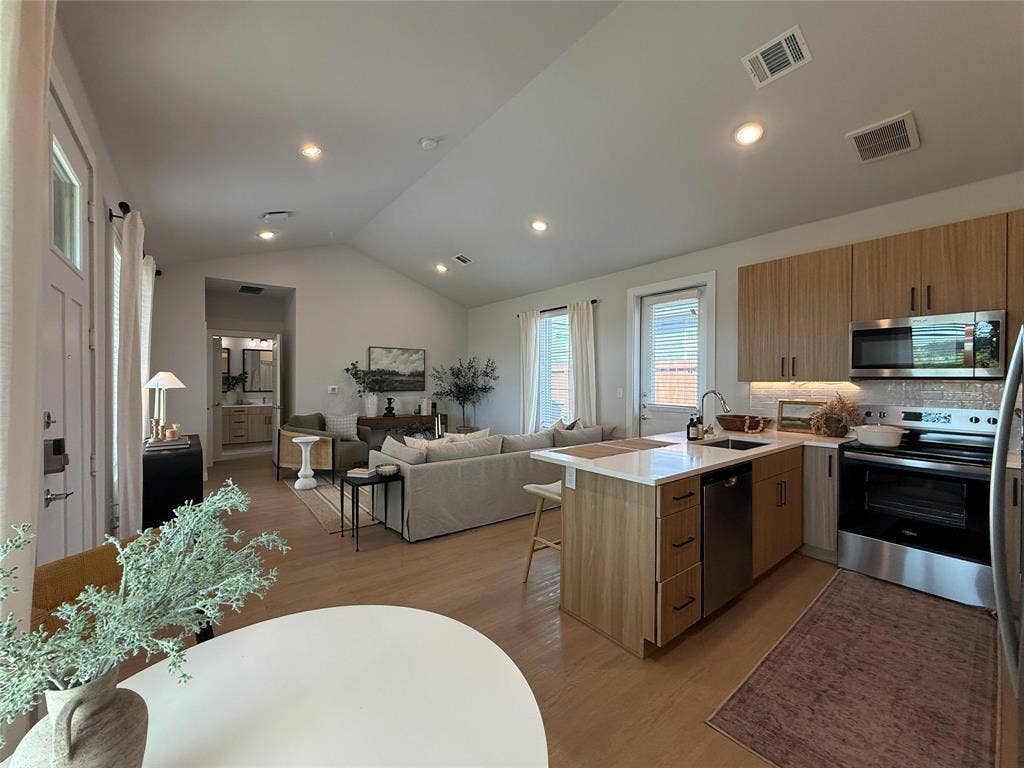 15883 Bear Trap Way, #Floorplan A2- Unit 102, Frisco, TX 75033 15883 Bear Trap Way, #Floorplan A2- Unit 102, Frisco, TX 75033