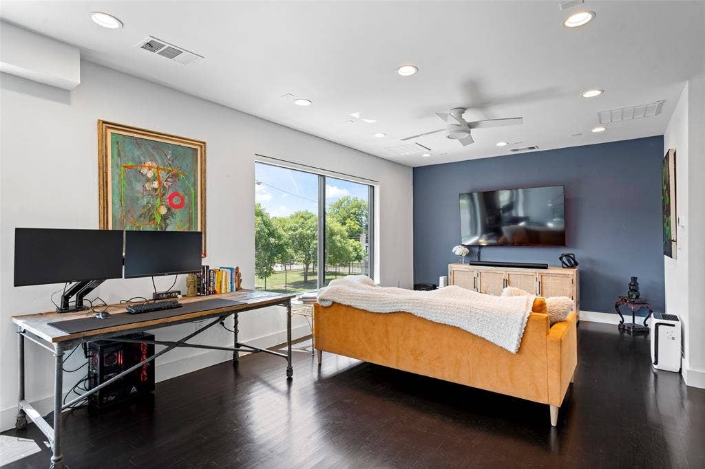 4587 Virginia Avenue, Dallas, TX 75204