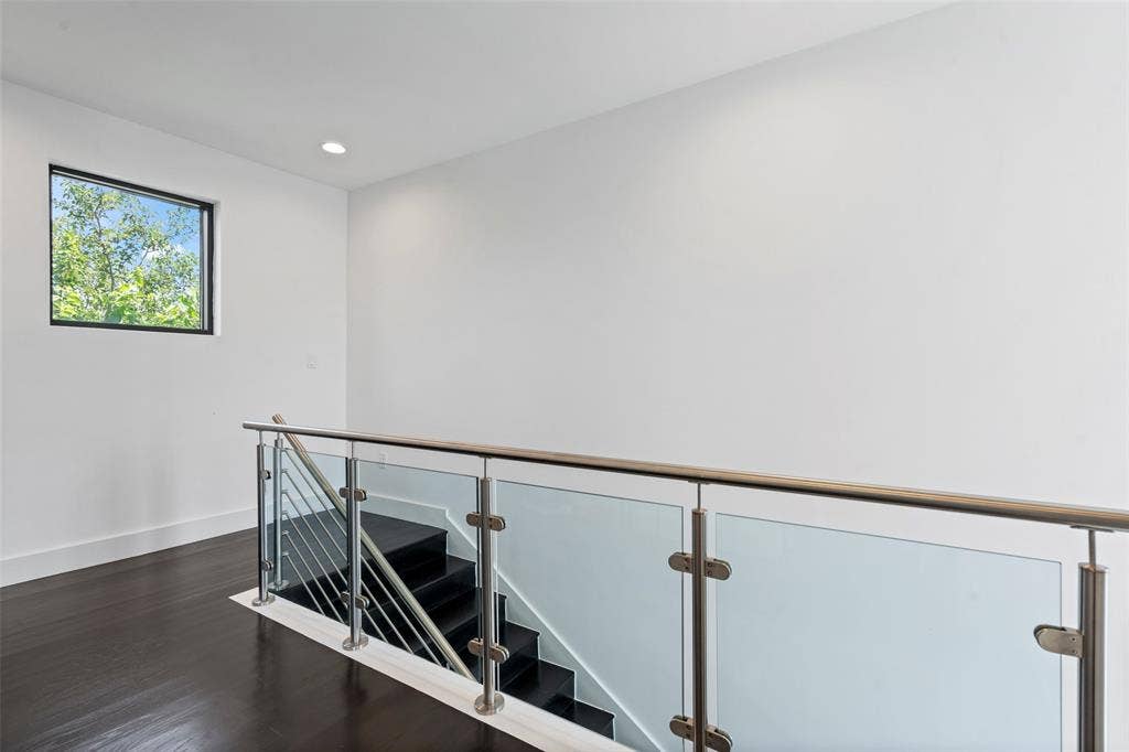 4587 Virginia Avenue, Dallas, TX 75204