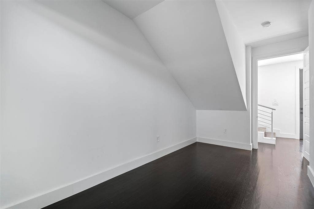 4587 Virginia Avenue, Dallas, TX 75204