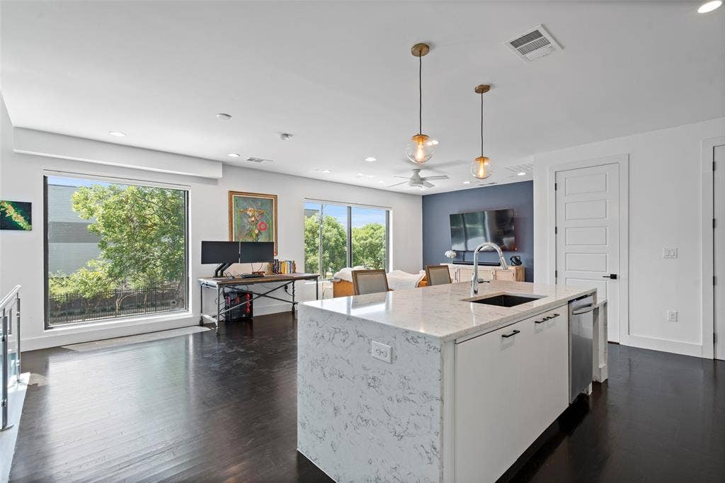 4587 Virginia Avenue, Dallas, TX 75204