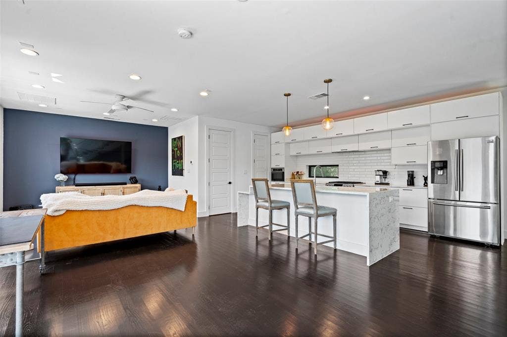 4587 Virginia Avenue, Dallas, TX 75204