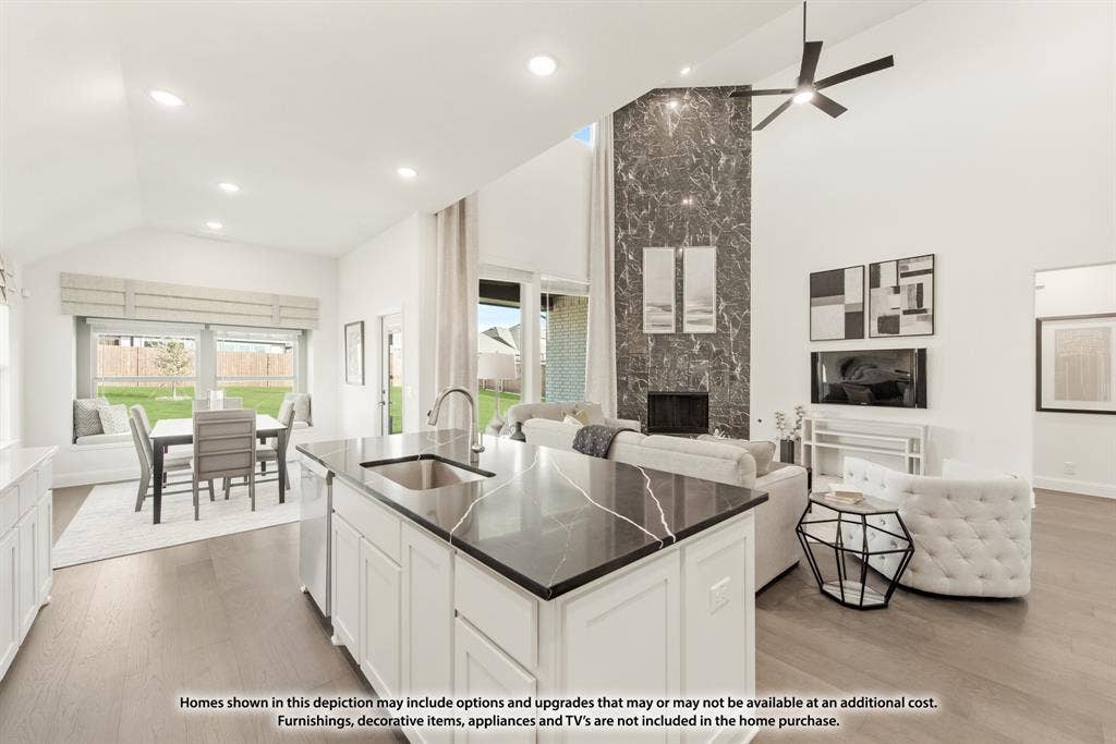 528 Sanctuary Drive, Waxahachie, TX 75165 528 Sanctuary Drive, Waxahachie, TX 75165
