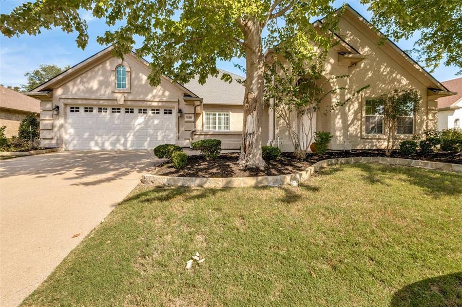 Property photo for 10500 Cascade Drive, Denton, TX