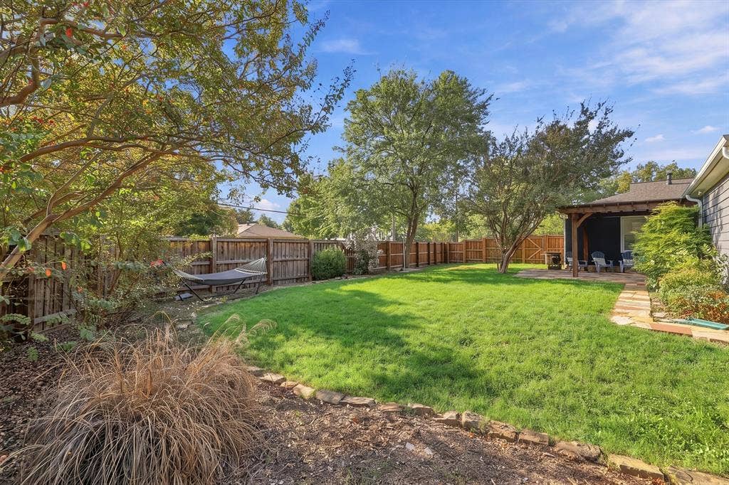 346 Classen Drive, Dallas, TX 75218 346 Classen Drive, Dallas, TX 75218