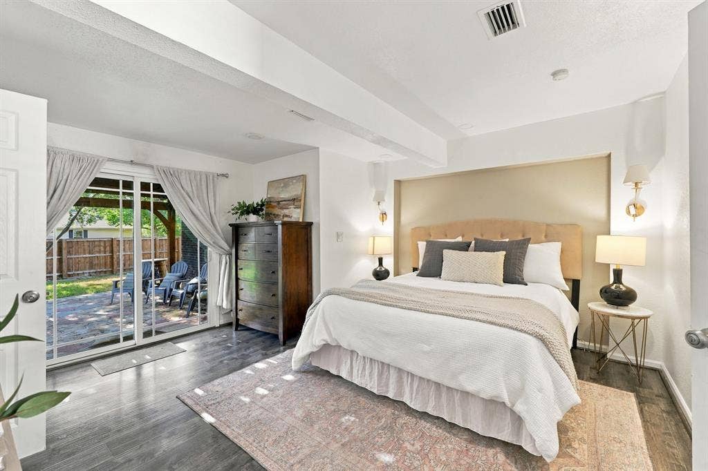 346 Classen Drive, Dallas, TX 75218 346 Classen Drive, Dallas, TX 75218