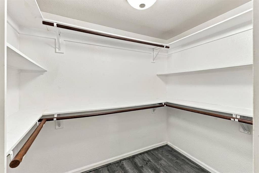 346 Classen Drive, Dallas, TX 75218 346 Classen Drive, Dallas, TX 75218