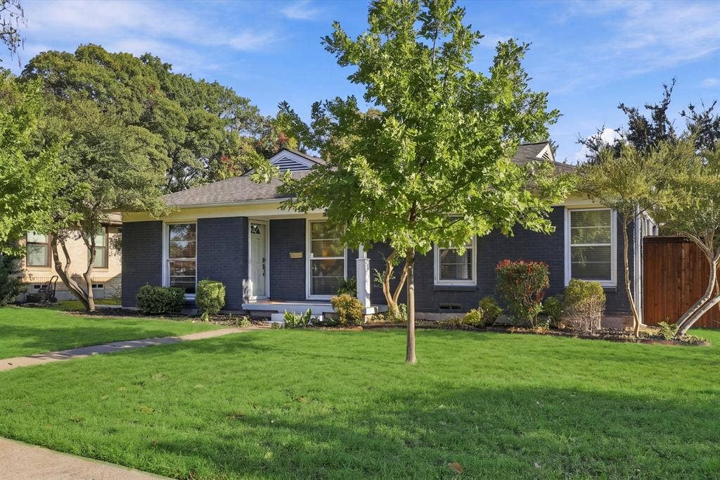 346 Classen Drive, Dallas, TX 75218 346 Classen Drive, Dallas, TX 75218