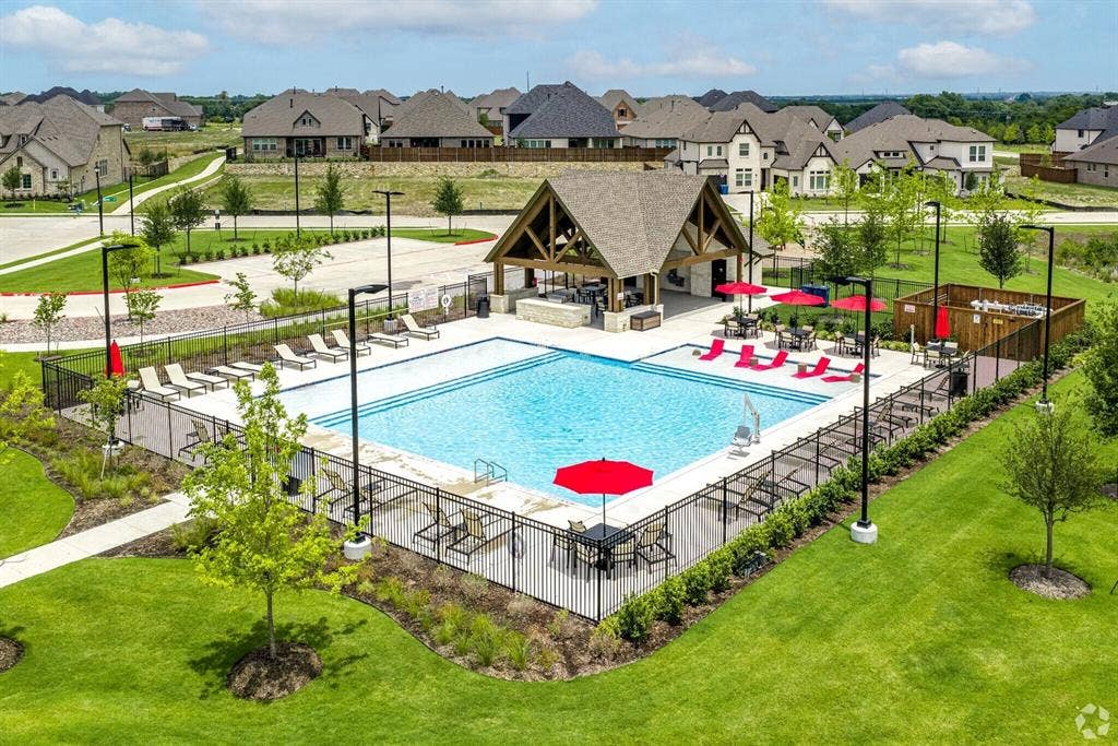 2124 Stratford Street, Rockwall, TX 75087 2124 Stratford Street, Rockwall, TX 75087