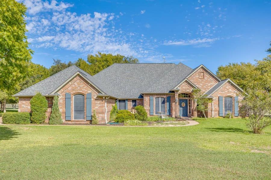 Property photo for 118 Arapahoe Ridge, Weatherford, TX