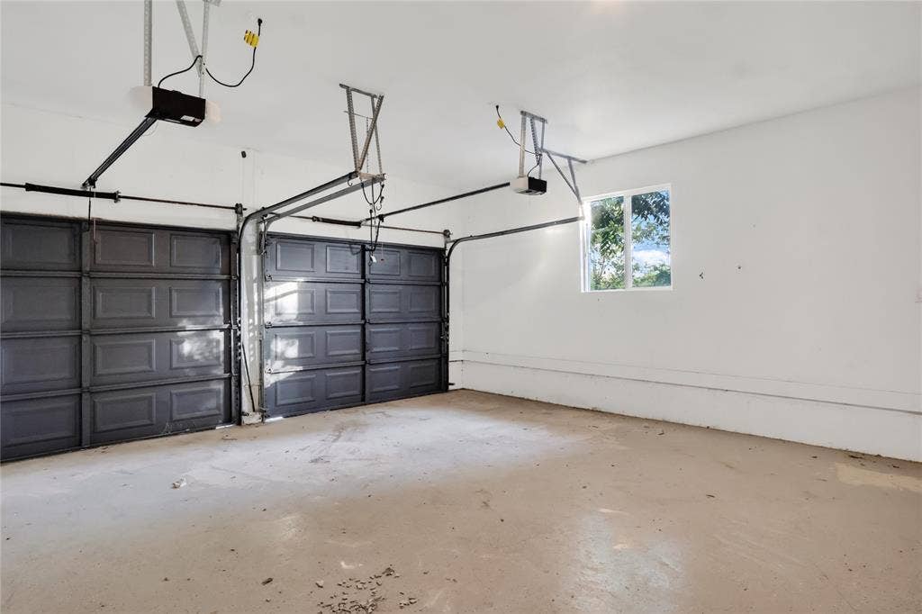 209 W 9th Street, Kemp, TX 75143 209 W 9th Street, Kemp, TX 75143