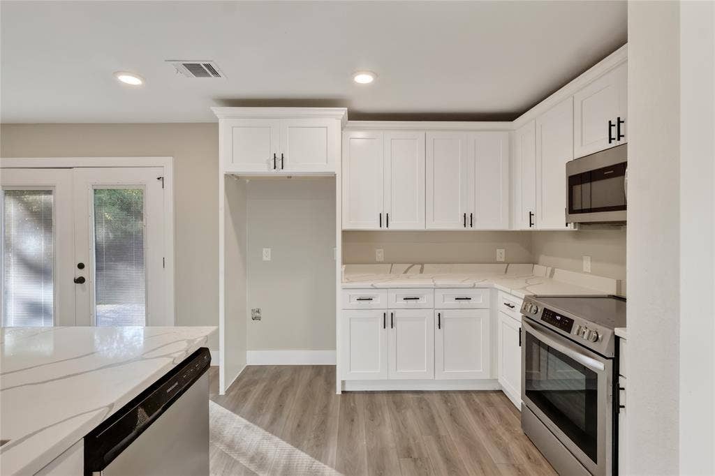 209 W 9th Street, Kemp, TX 75143 209 W 9th Street, Kemp, TX 75143