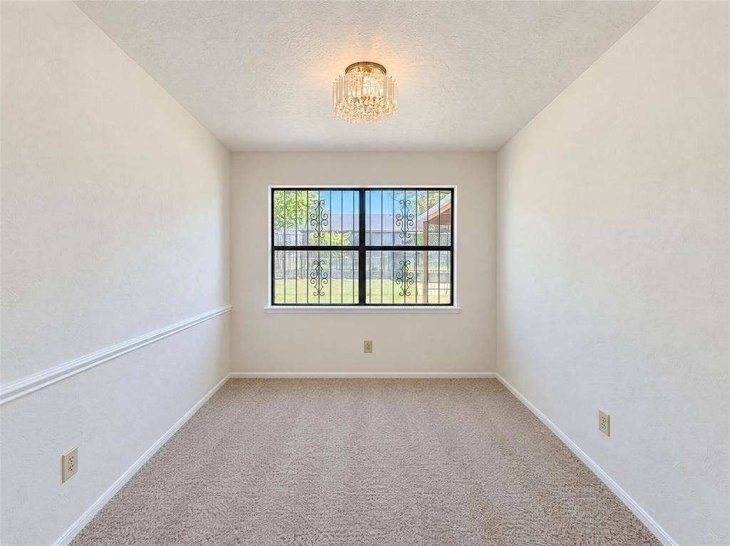 1226 Sequoia Drive, DeSoto, TX 75115 1226 Sequoia Drive, DeSoto, TX 75115
