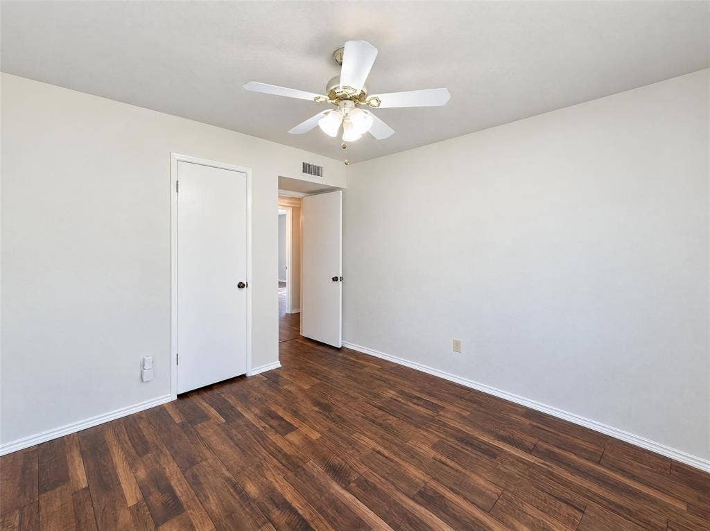 1226 Sequoia Drive, DeSoto, TX 75115 1226 Sequoia Drive, DeSoto, TX 75115