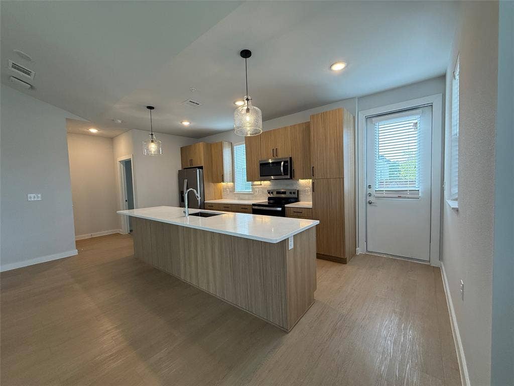 15829 Bear Trap Way, #Floorplan B1 - Unit 107, Frisco, TX 75033 15829 Bear Trap Way, #Floorplan B1 - Unit 107, Frisco, TX 75033