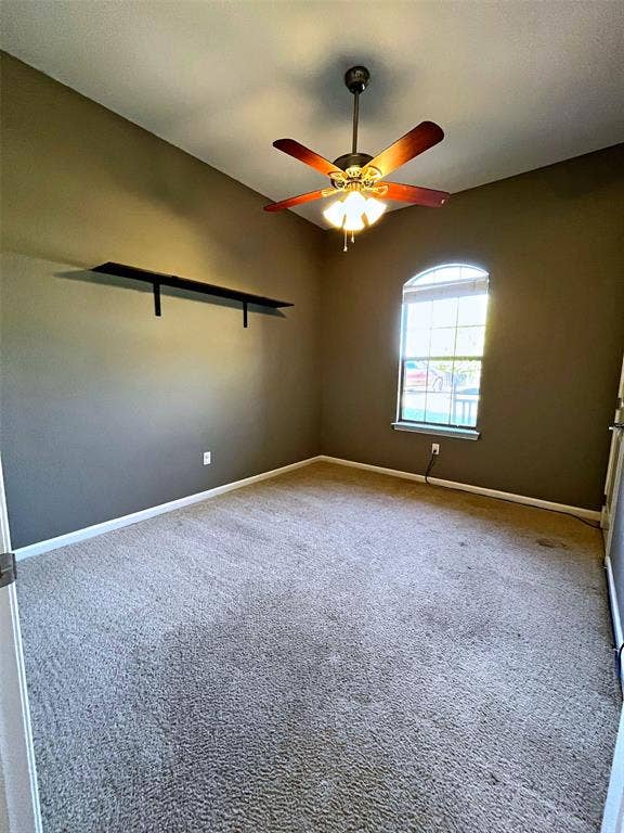 916 Winding Road, Granbury, TX 76049 916 Winding Road, Granbury, TX 76049