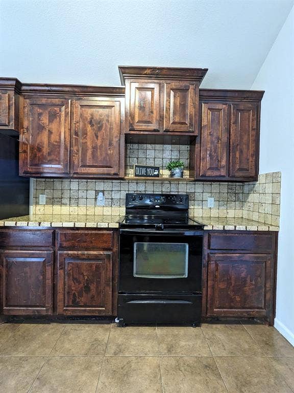 916 Winding Road, Granbury, TX 76049 916 Winding Road, Granbury, TX 76049