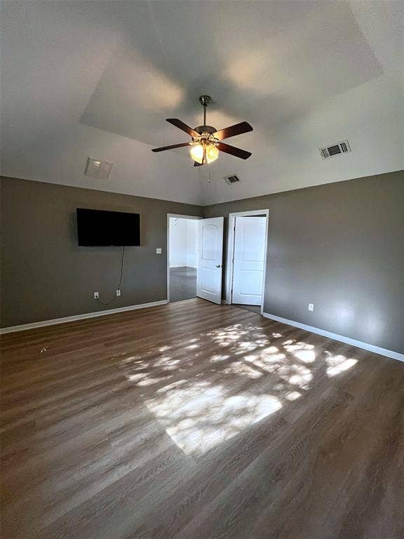 916 Winding Road, Granbury, TX 76049 916 Winding Road, Granbury, TX 76049