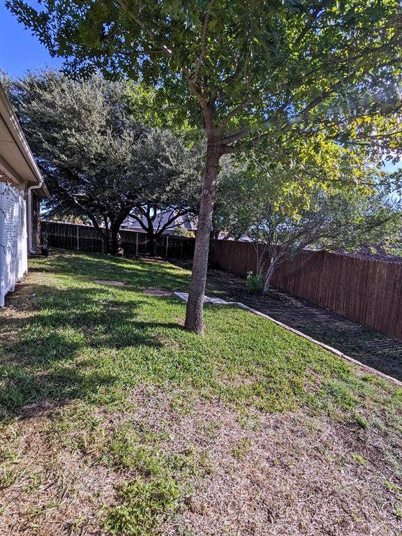 916 Winding Road, Granbury, TX 76049 916 Winding Road, Granbury, TX 76049