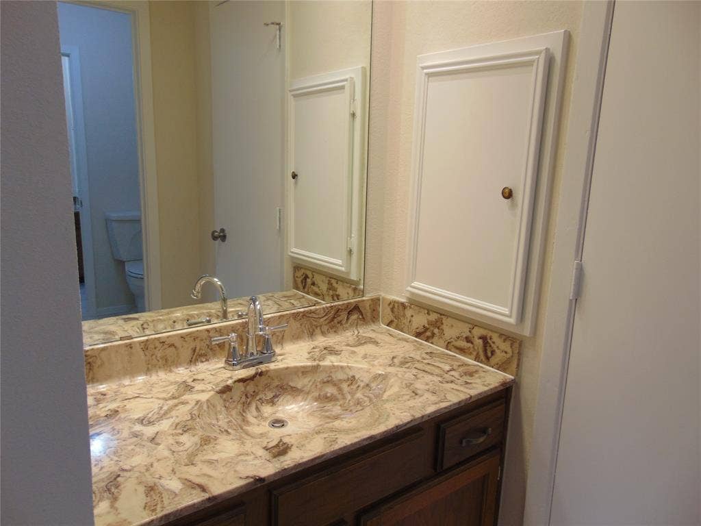 809 Broadmoor Drive, Mesquite, TX 75149 809 Broadmoor Drive, Mesquite, TX 75149