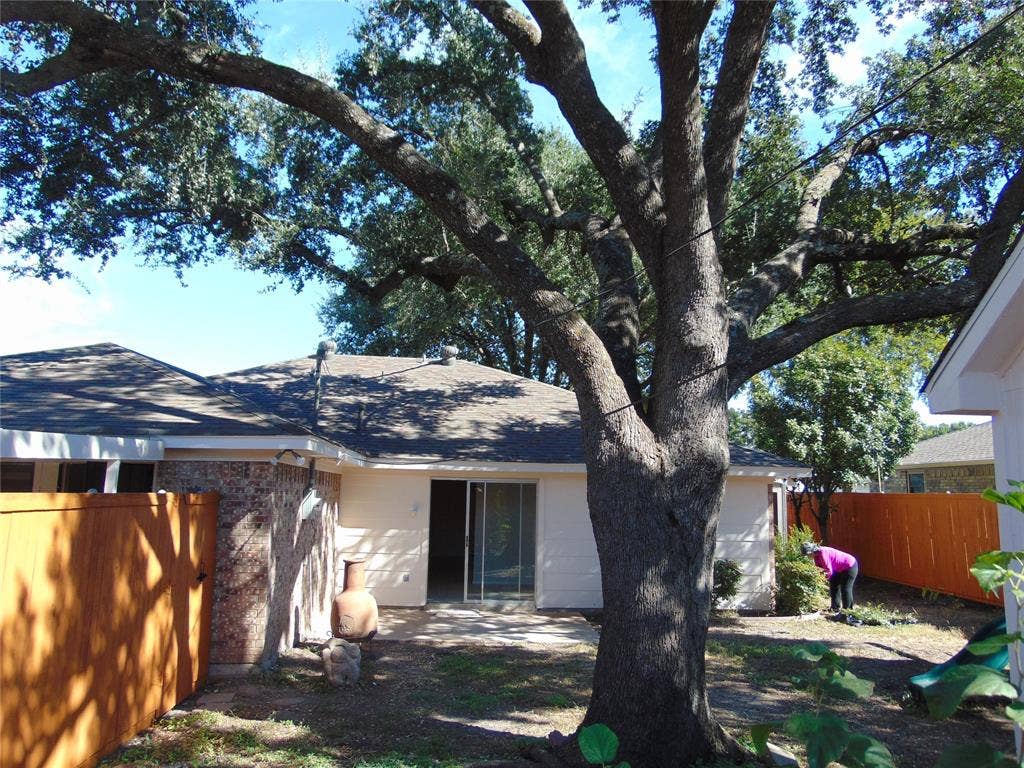 809 Broadmoor Drive, Mesquite, TX 75149 809 Broadmoor Drive, Mesquite, TX 75149