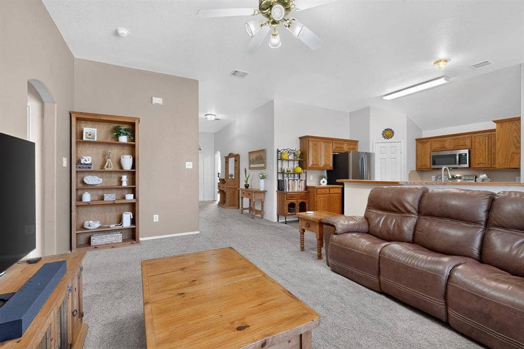 317 Sagebrush Lane, Waxahachie, TX 75165 317 Sagebrush Lane, Waxahachie, TX 75165