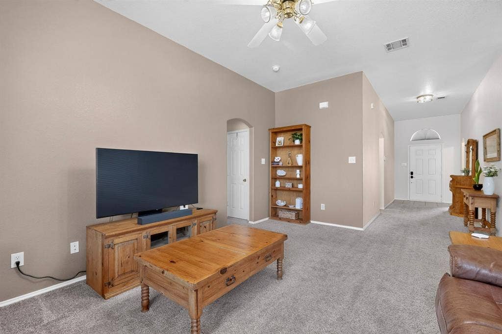 317 Sagebrush Lane, Waxahachie, TX 75165 317 Sagebrush Lane, Waxahachie, TX 75165