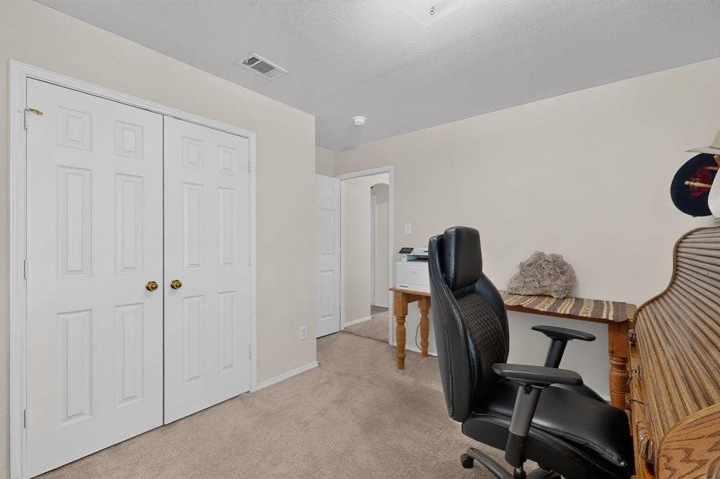317 Sagebrush Lane, Waxahachie, TX 75165 317 Sagebrush Lane, Waxahachie, TX 75165