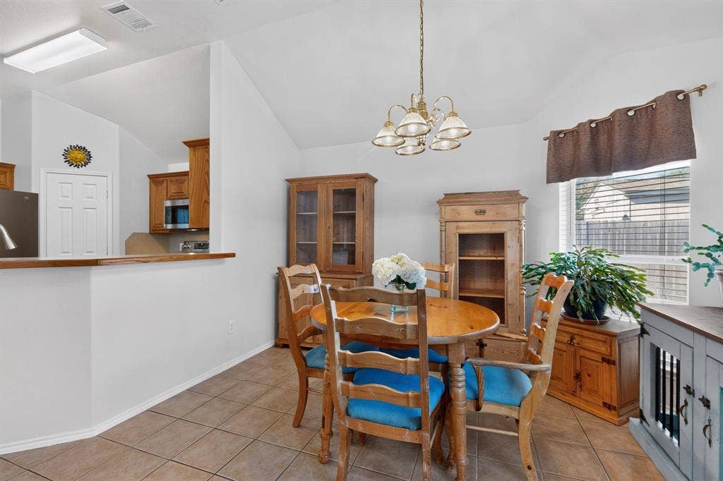 317 Sagebrush Lane, Waxahachie, TX 75165 317 Sagebrush Lane, Waxahachie, TX 75165