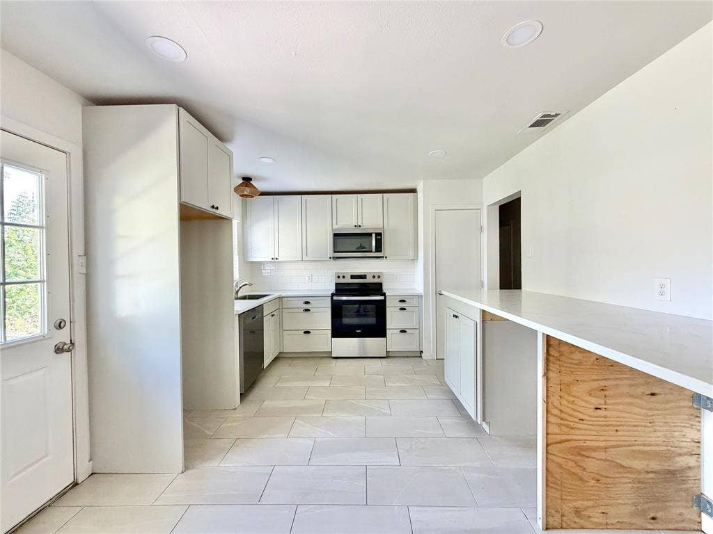 11853 Rupley Lane, Dallas, TX 75218 11853 Rupley Lane, Dallas, TX 75218