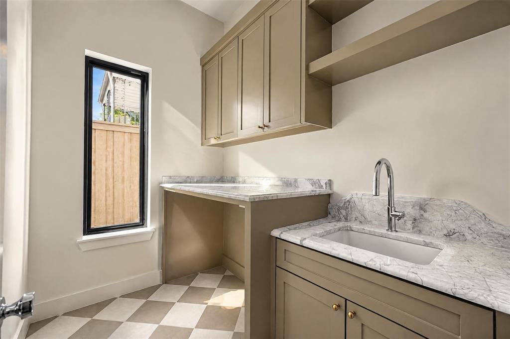 6106 Revere Place, Dallas, TX 75214