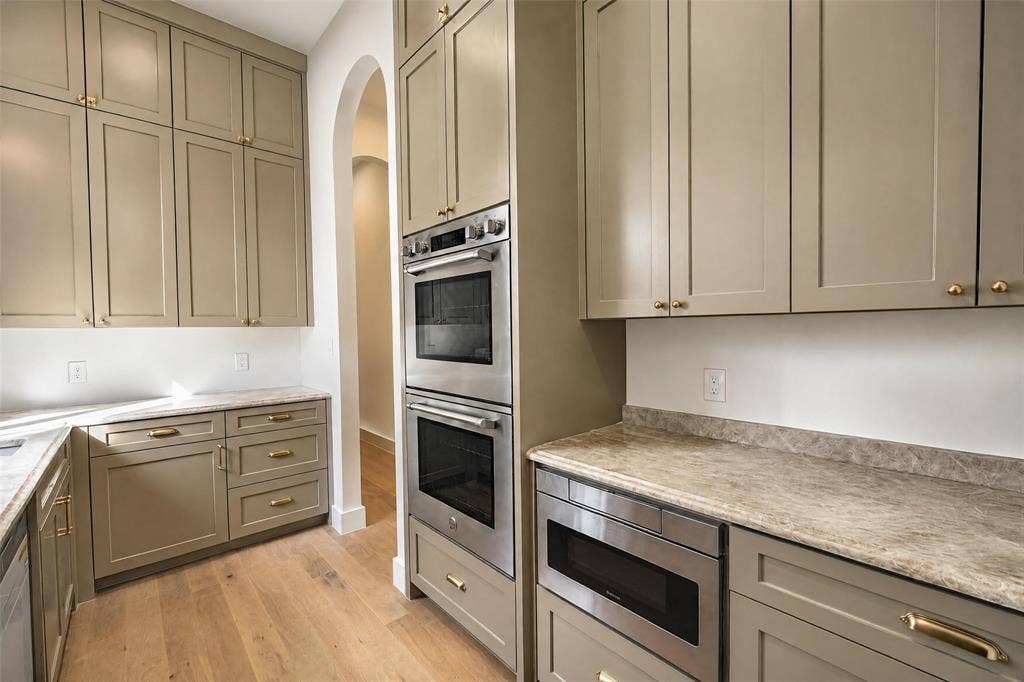6106 Revere Place, Dallas, TX 75214