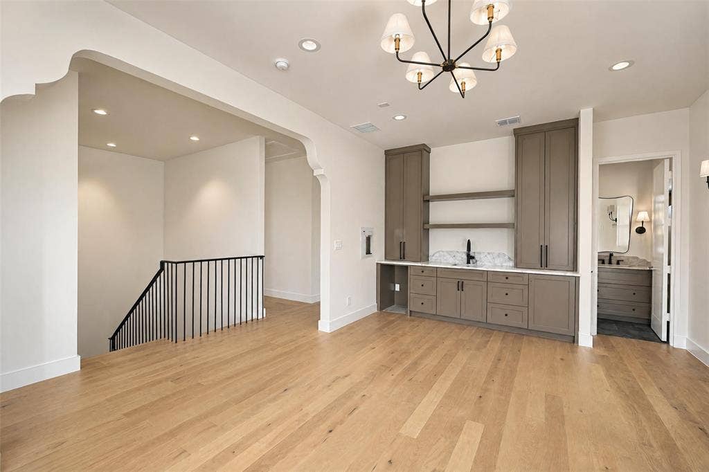6106 Revere Place, Dallas, TX 75214
