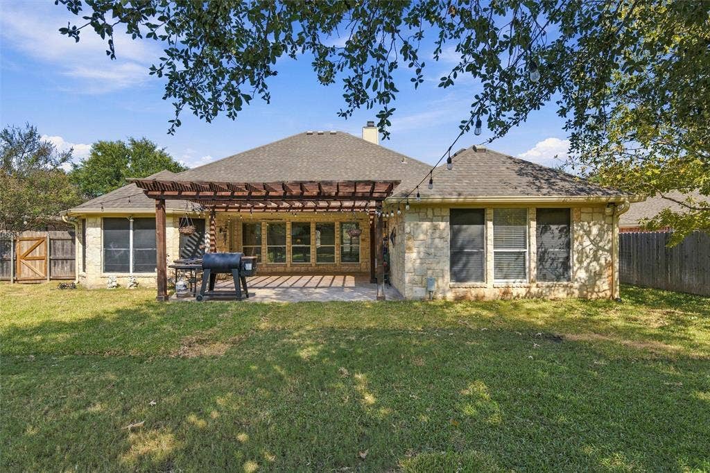 321 Canterbury Road, Waco, TX 76712