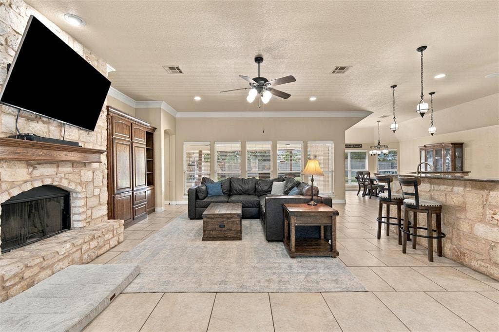 321 Canterbury Road, Waco, TX 76712