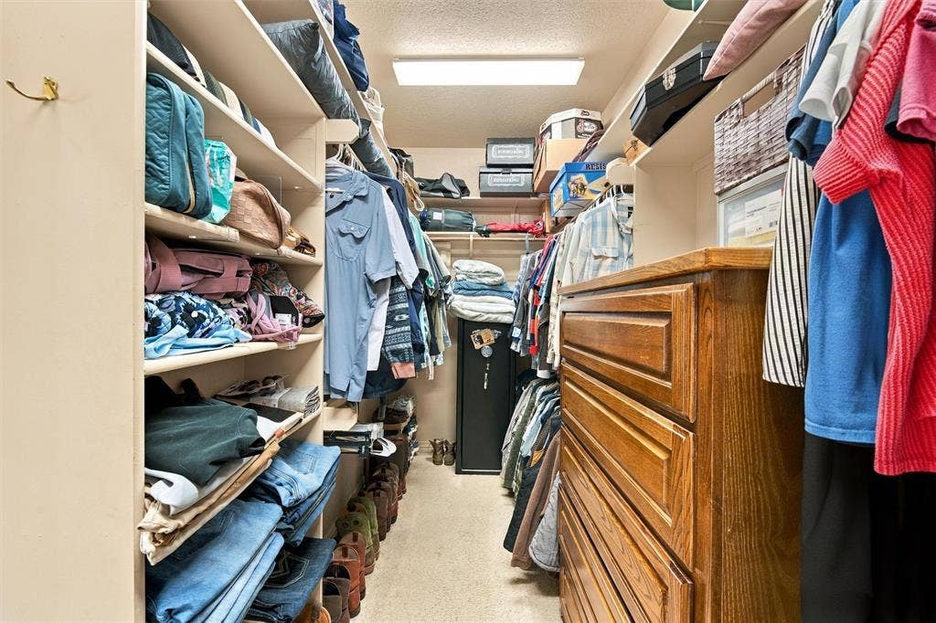 Primary Walk in Closet