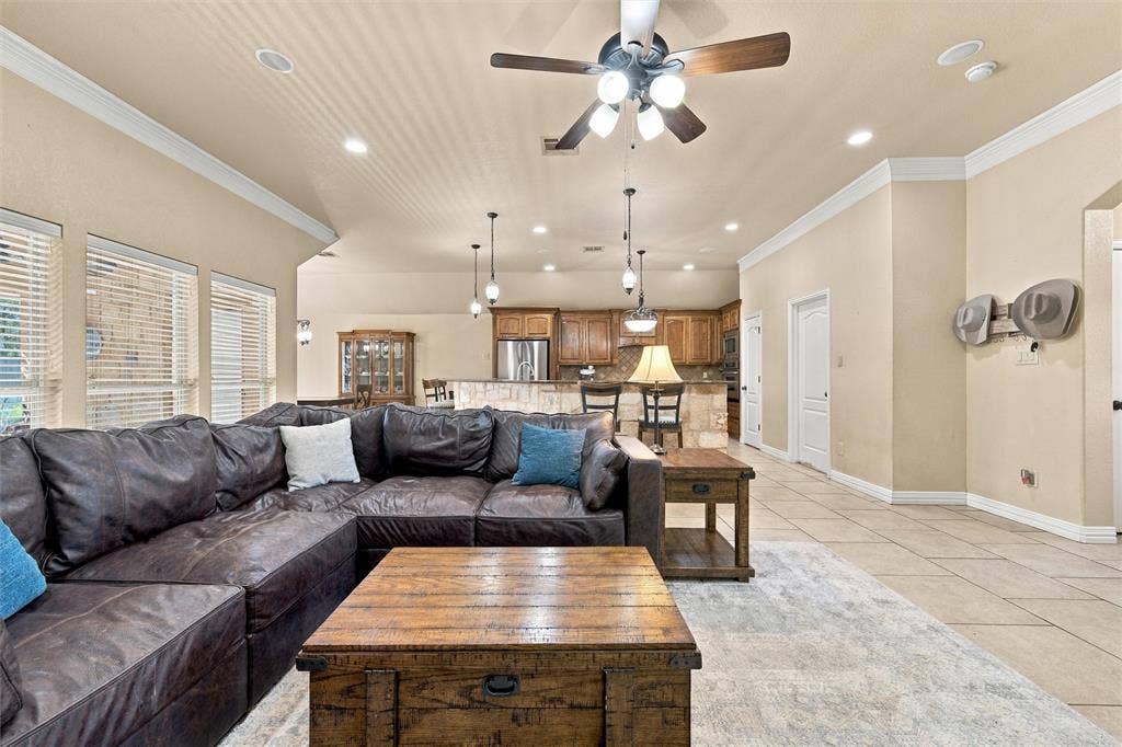 321 Canterbury Road, Waco, TX 76712
