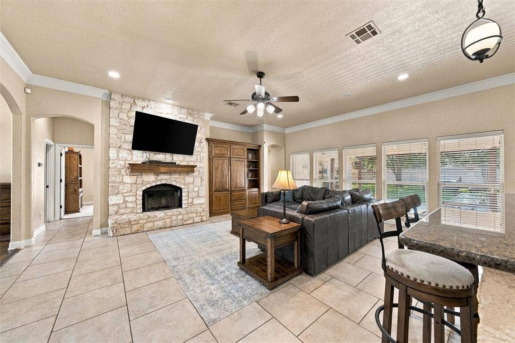 321 Canterbury Road, Waco, TX 76712