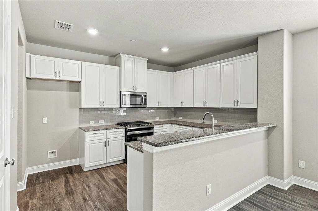 4641 Piedras Lanzar Drive, McKinney, TX 75070 4641 Piedras Lanzar Drive, McKinney, TX 75070