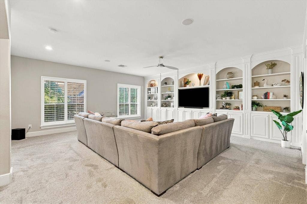 2717 Enid Drive, Plano, TX 75093 2717 Enid Drive, Plano, TX 75093