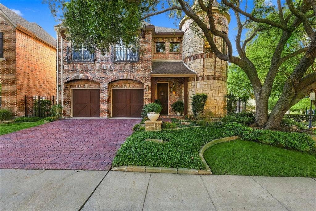 2717 Enid Drive, Plano, TX 75093 2717 Enid Drive, Plano, TX 75093