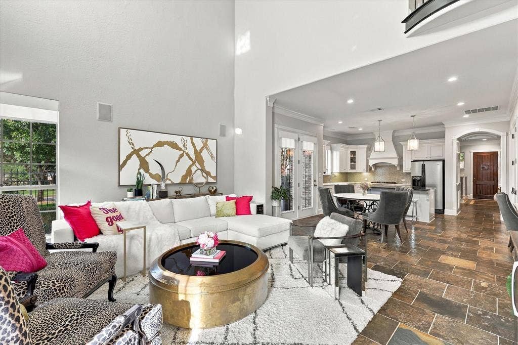 2717 Enid Drive, Plano, TX 75093 2717 Enid Drive, Plano, TX 75093