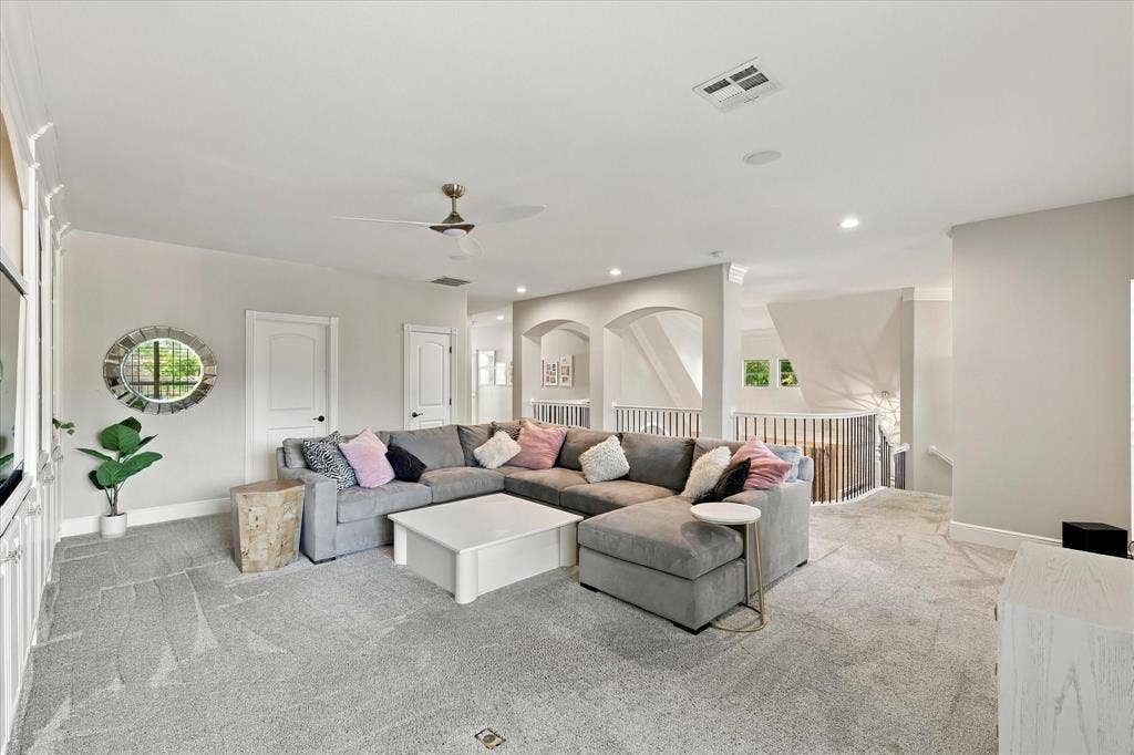 2717 Enid Drive, Plano, TX 75093 2717 Enid Drive, Plano, TX 75093