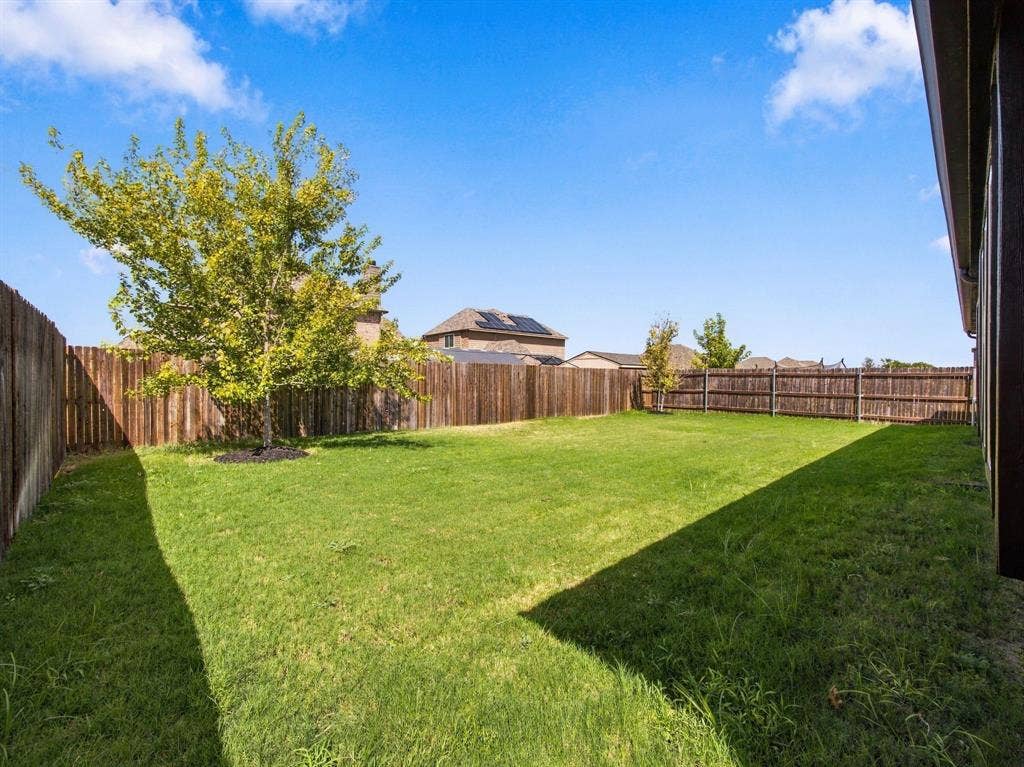 265 Resting Place Road, Waxahachie, TX 75165