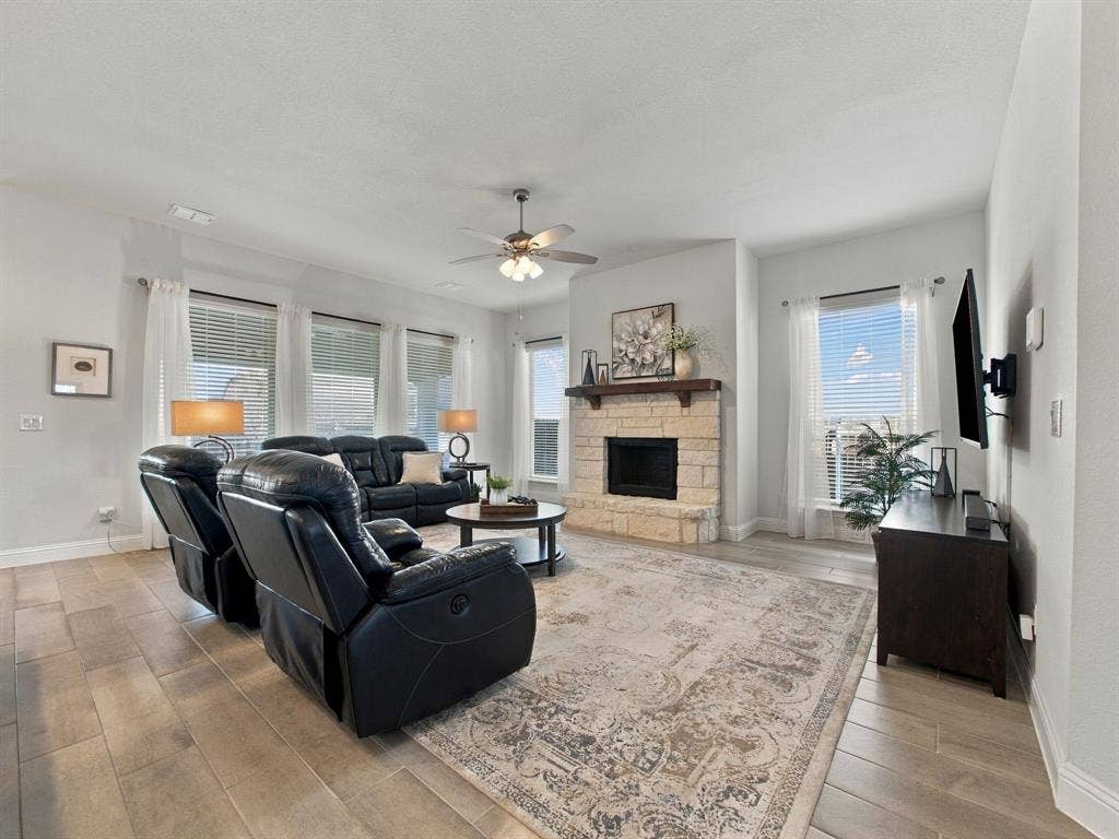 265 Resting Place Road, Waxahachie, TX 75165
