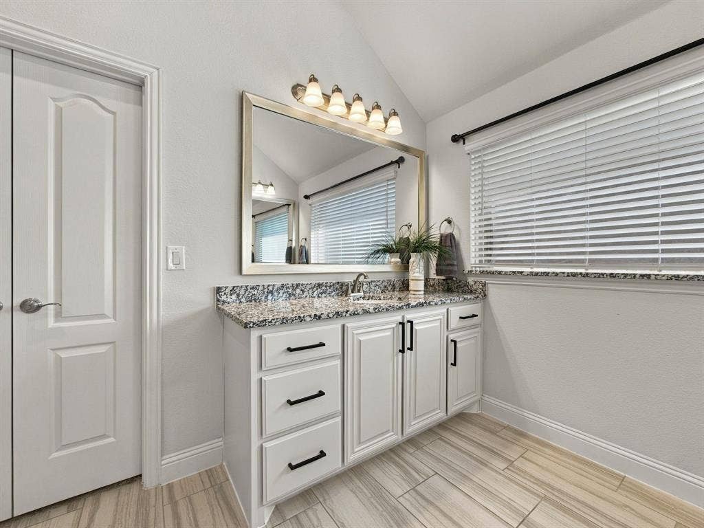 265 Resting Place Road, Waxahachie, TX 75165