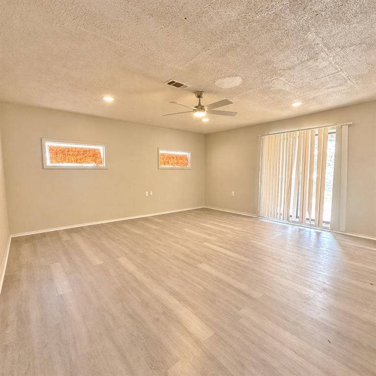 2705 Springlake Court, Irving, TX 75060 2705 Springlake Court, Irving, TX 75060