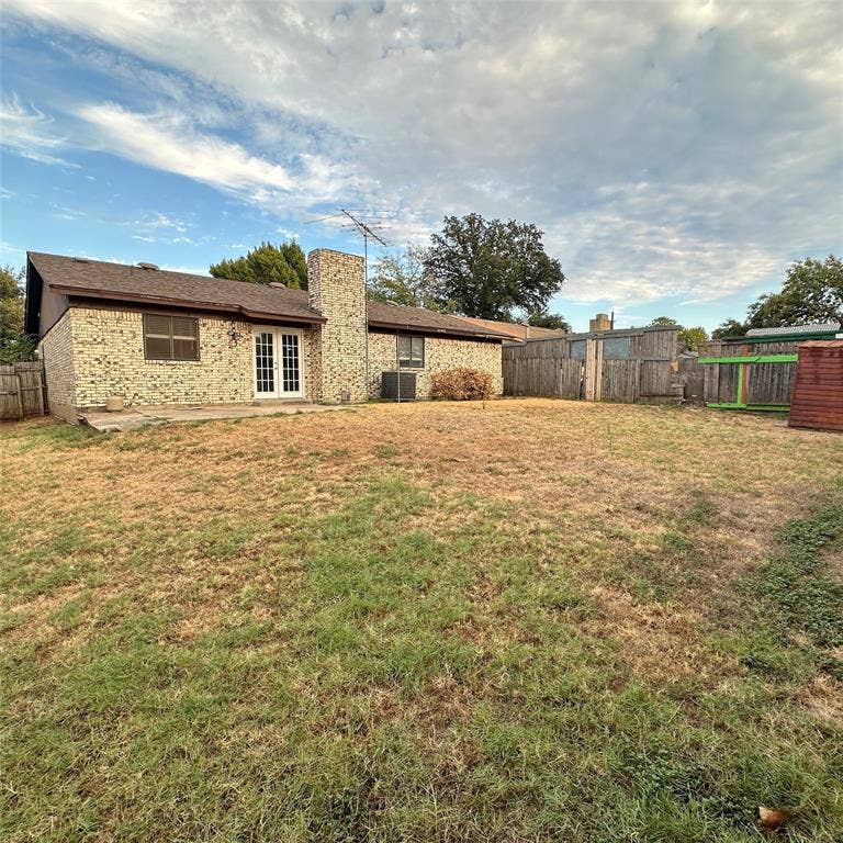 2705 Springlake Court, Irving, TX 75060 2705 Springlake Court, Irving, TX 75060